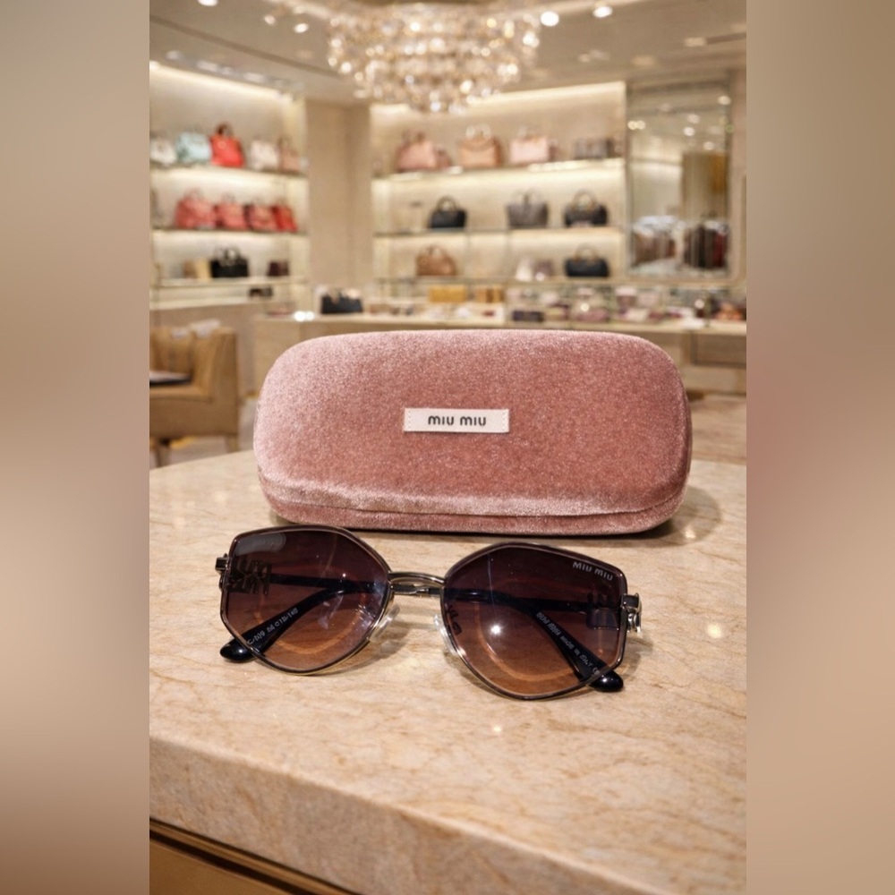 NEW Miu Miu Cate Eye Sunglasses